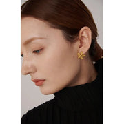 Golden Flower Stud Earrings Stainless Steel Metal Jewelry Simple Texture New Floral Modern Women Gift Fashion Waterproof Evry Jewelry