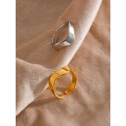 Golden Geometric Ring