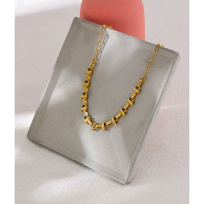 18K Gold Short Chain Necklace