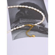 Moon Pendant Pearl Necklace