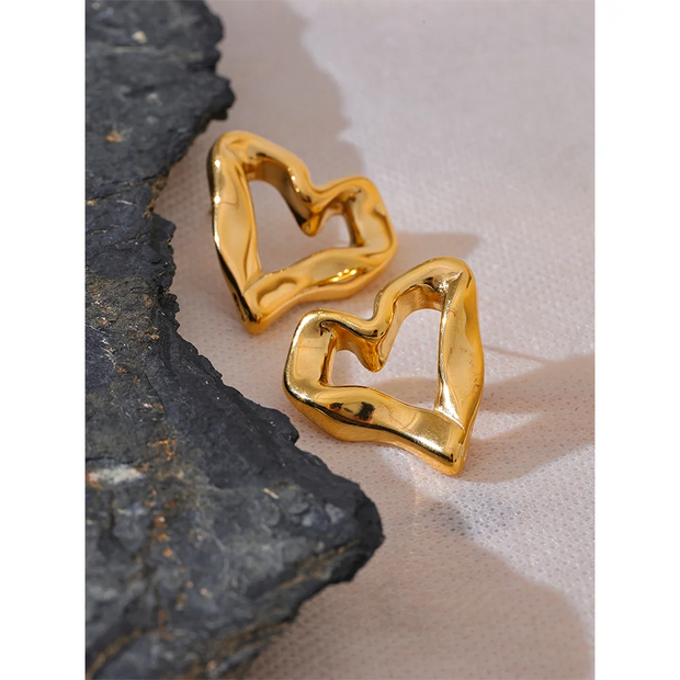 Heart Hollow Studs