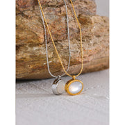 Shell Oval Pendant Necklace