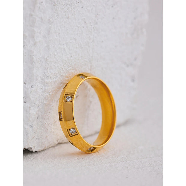 Zircon Geometric Metal Temperament Curved Ring