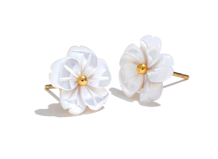 Shell Flower Stud Earrings