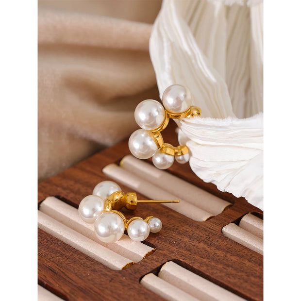 Minimalist Pearl Earrings