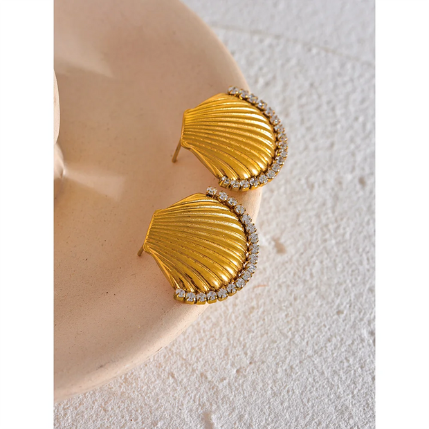 New Shell Stud Earrings