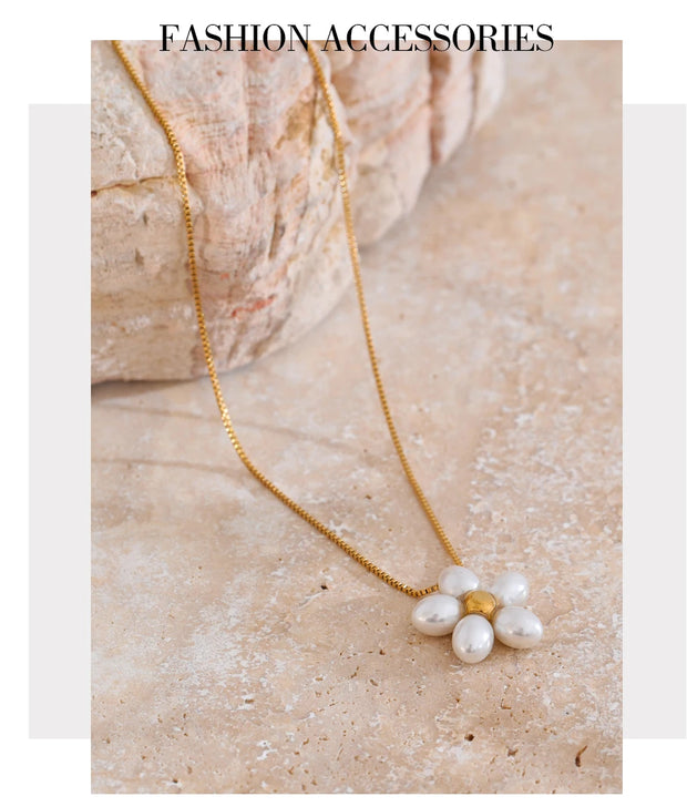 Pearl Flower Necklace