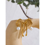 Large Bow Tie Pearl Drops