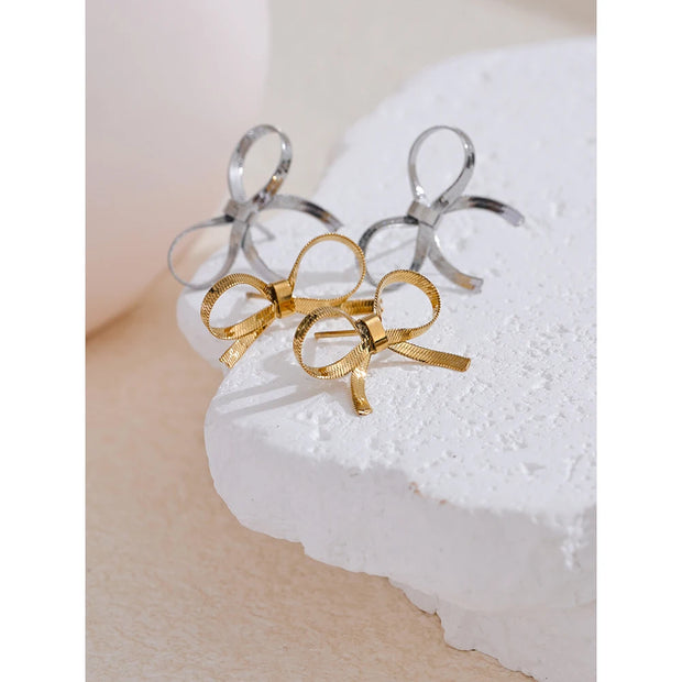 18K Gold Bow Knot Stud Earrings