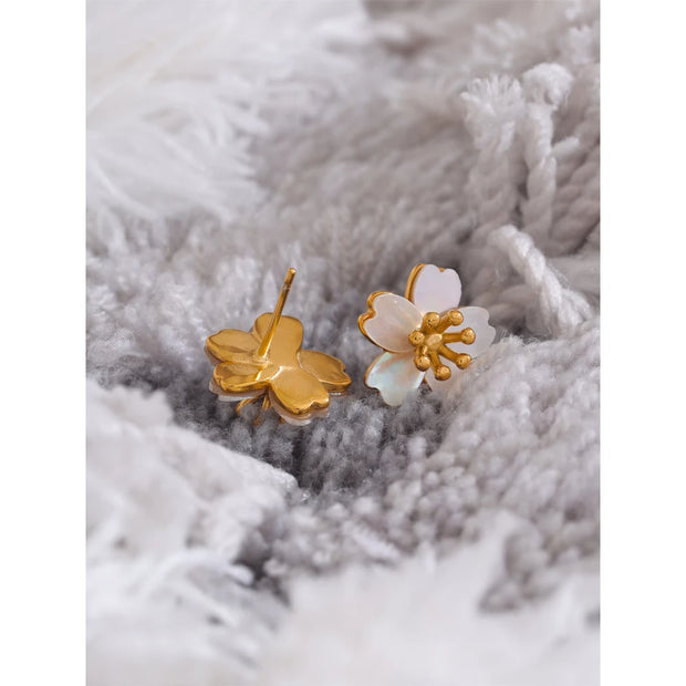 Shell Flower Stud Earrings