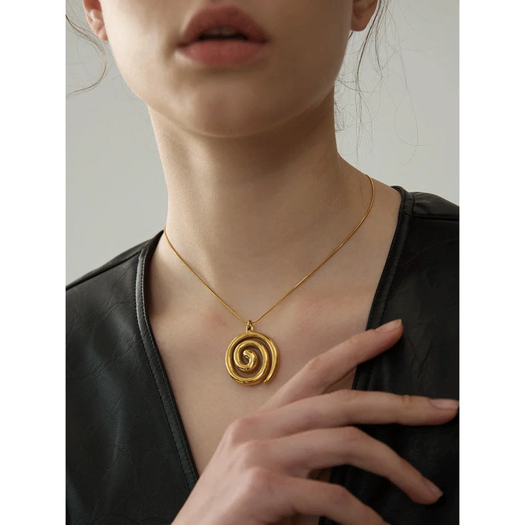 Circle Pendant Necklace