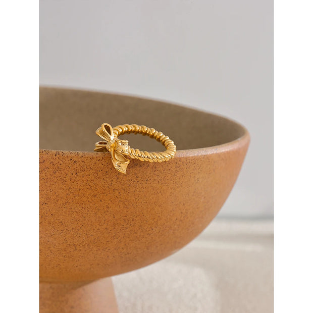 18K Gold Bow Knot Ring