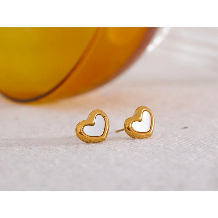 Heart Shell Stud Earrings