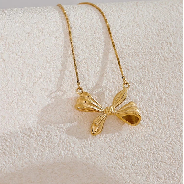 Big Bow Knot Pendant Necklace