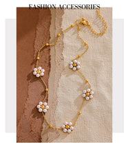 Pearl Flower Bead Necklace