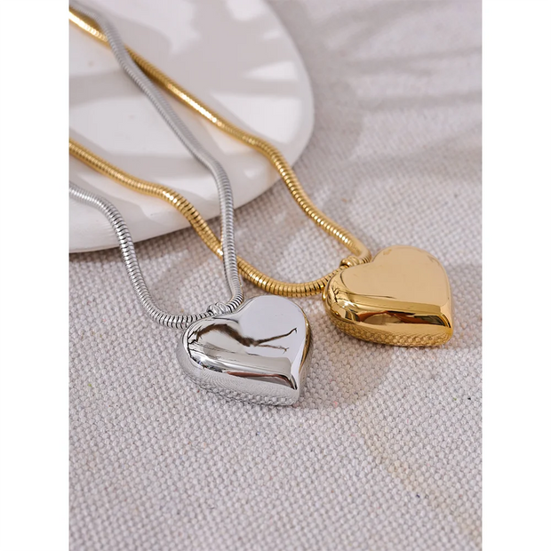 Hollow Heart Pendant Necklace