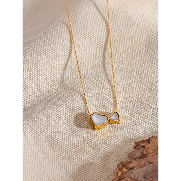 Natural Shell Heart Pendant Necklace