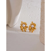 Vintage Imitation Pearls Flower Studs