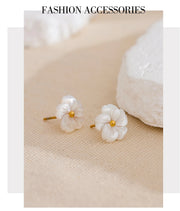 Shell Flower Stud Earrings