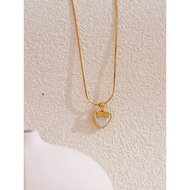 Heart Bow Knot Shell Necklace