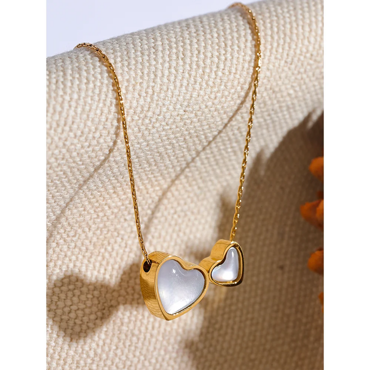 Natural Shell Heart Pendant Necklace