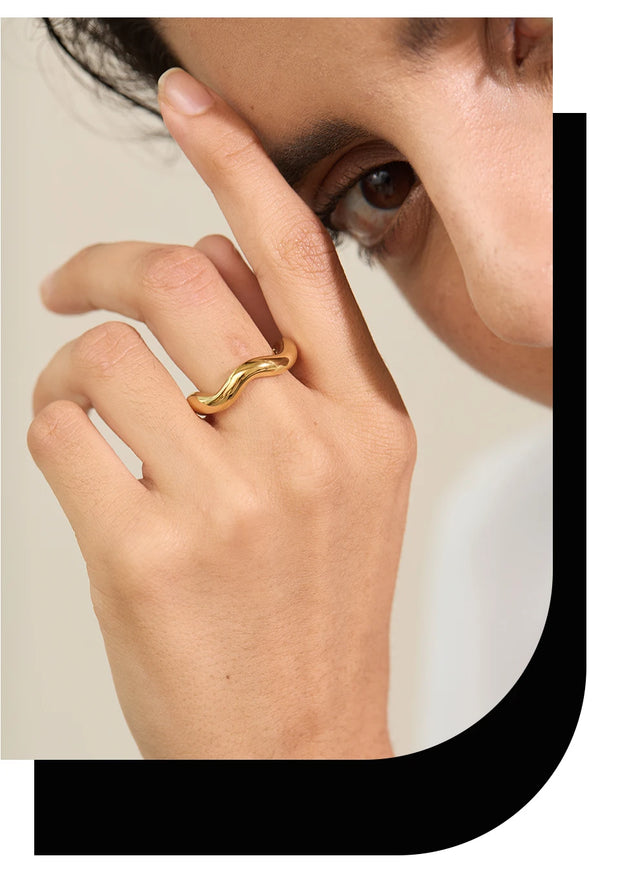 Twisted Round Finger Ring