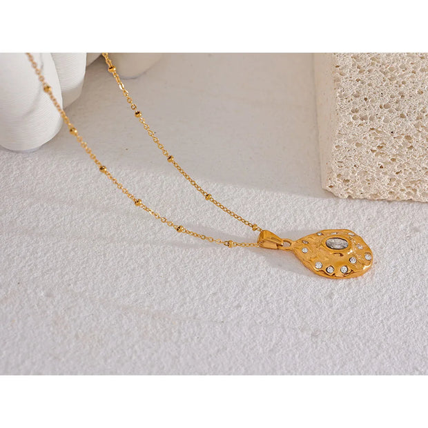 Gold Pendant Necklace