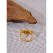 Natural Shell Fan Ring