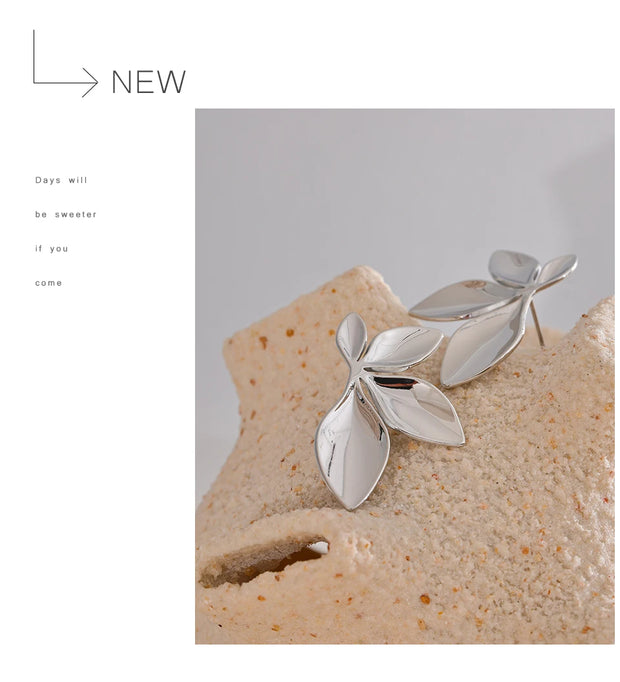 Gold Flower Earrings
