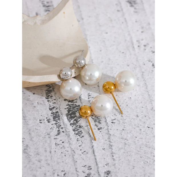 Chic Pearl Stud Earrings