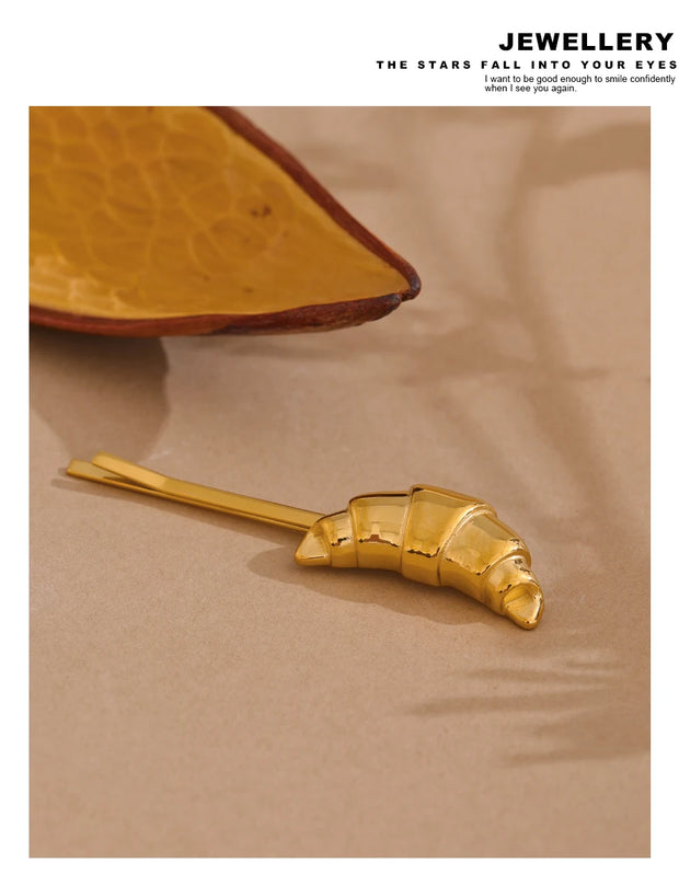 18k Gold PVD Croissant Hairpin