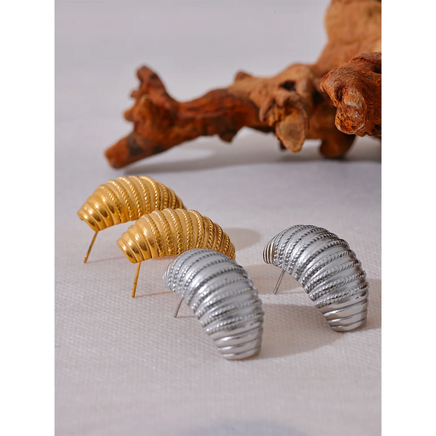 Geometric Croissant Stripe Earrings