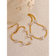 Imitation Shell Flower Necklace & Bracelet Set