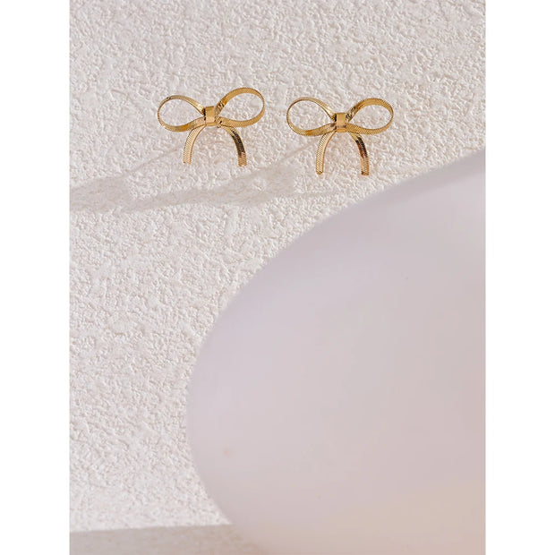 18K Gold Bow Knot Stud Earrings