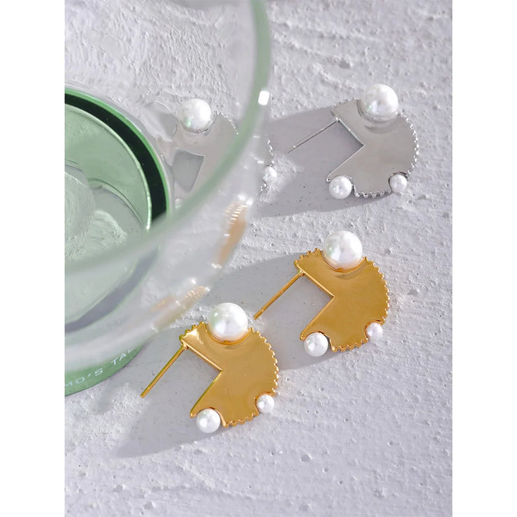 Chic Pearl Hoop Earrings