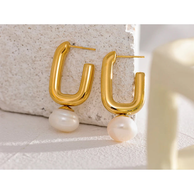 Textured Gold Pearl Earrings