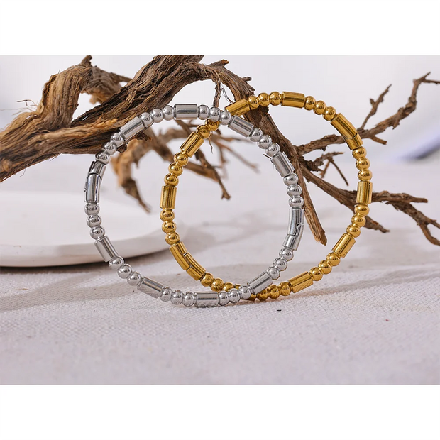 Close-up of Cast Bead Bracelet beads – trendy everyday jewelry by EvryJewelry